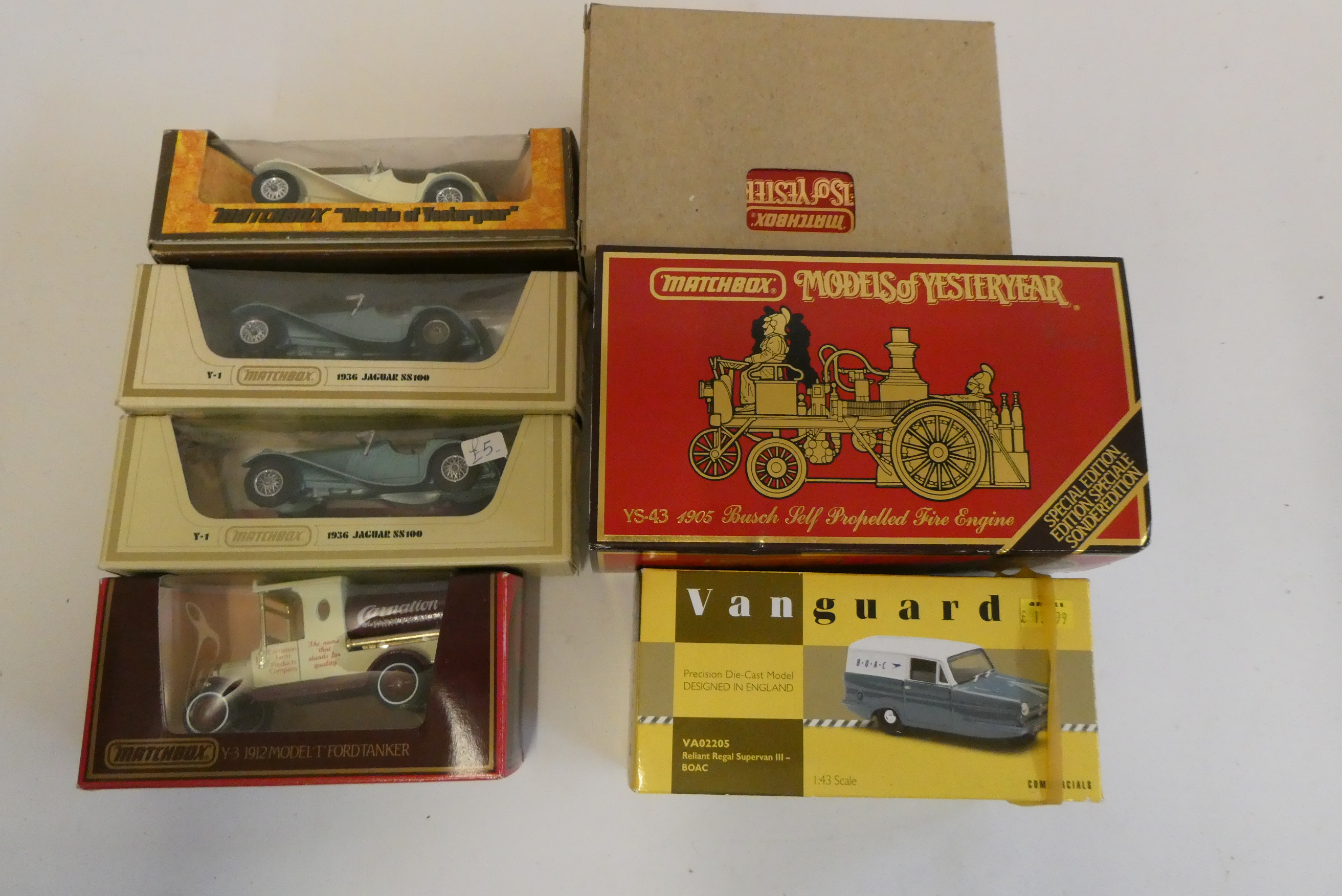 Late issue Matchbox Models of Yesteryear comprising Self-propelled Fire Engine Image