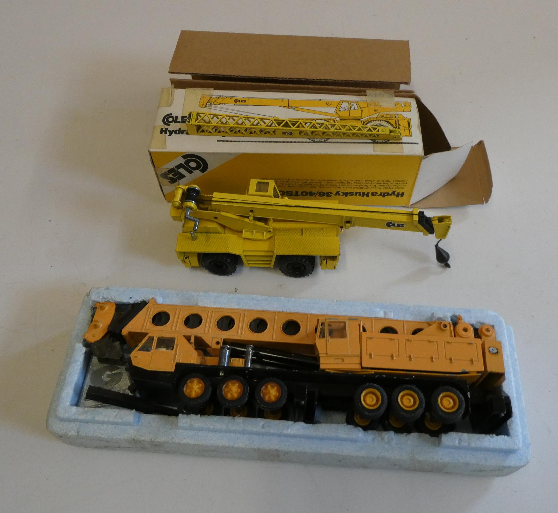 Coles Hydra Husky 36/40 TCS Crane, box fair, model fair and a Grove telescopic crane, crane body Image