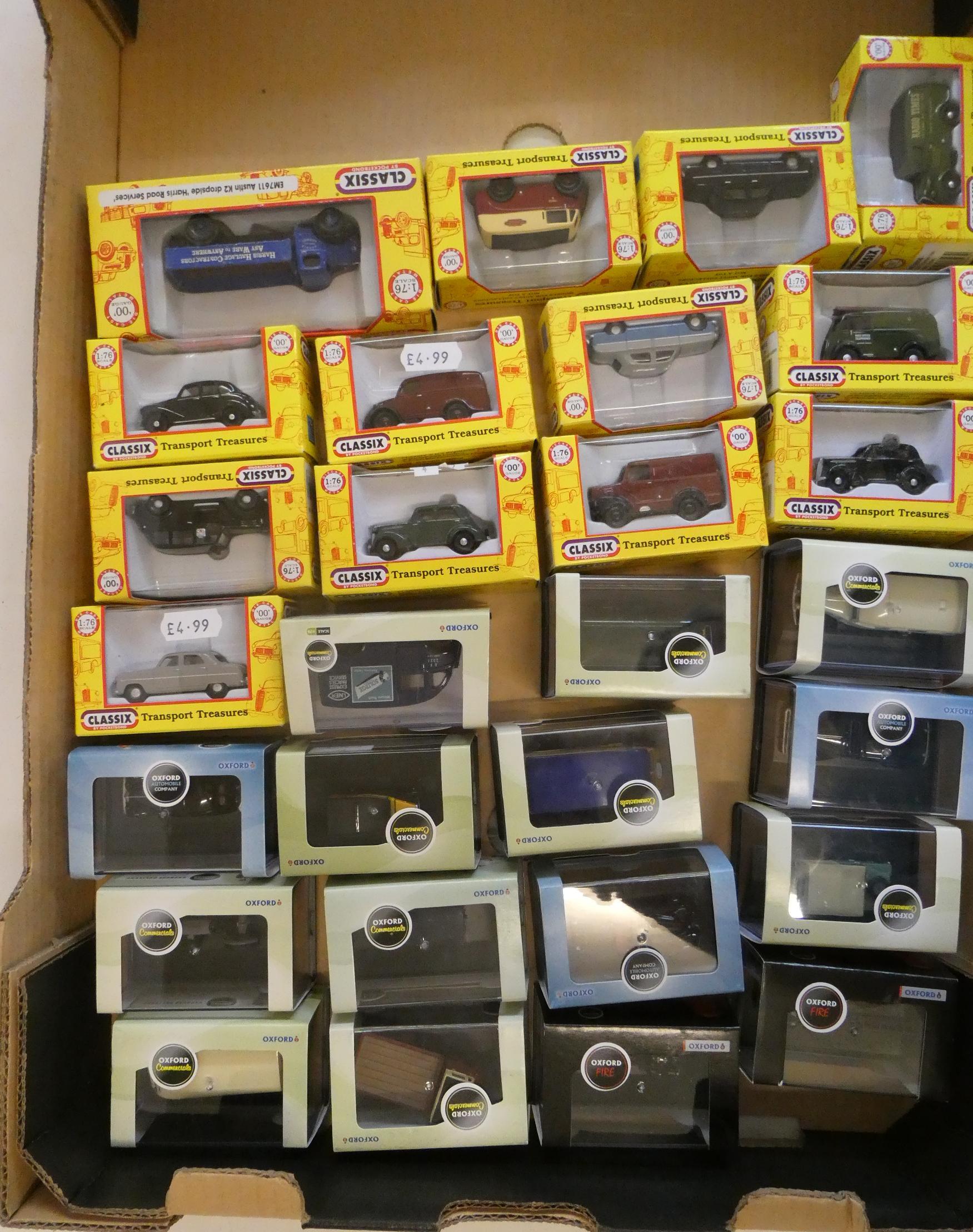 Twenty seven Oxford and Classic OO scale diecast vehicles, all items boxed, excellent to mint Image