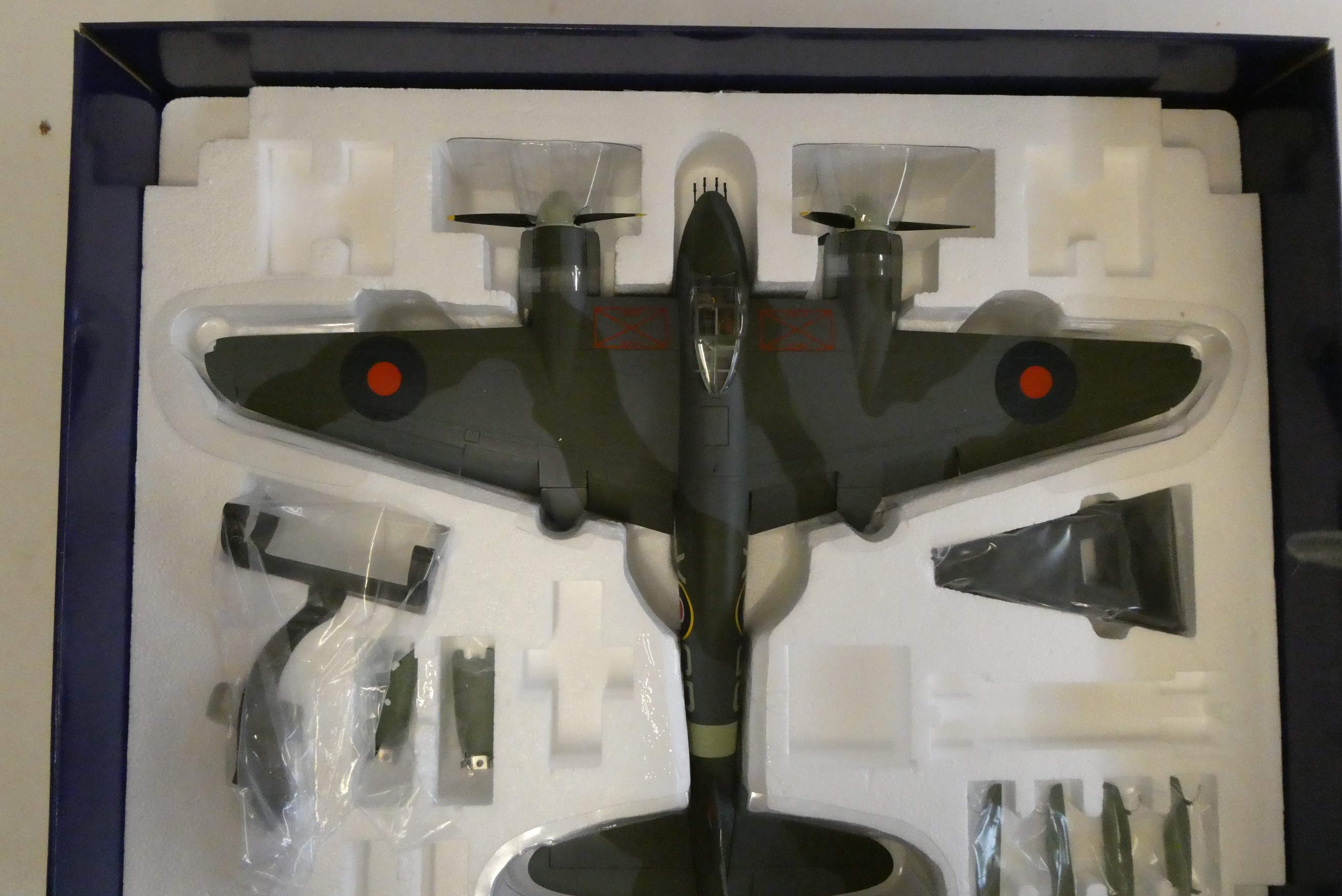 Corgi Aviation Archive, 172nd scale, short sterling mark one, 132nd scale, De Haviland Mosquito and Image