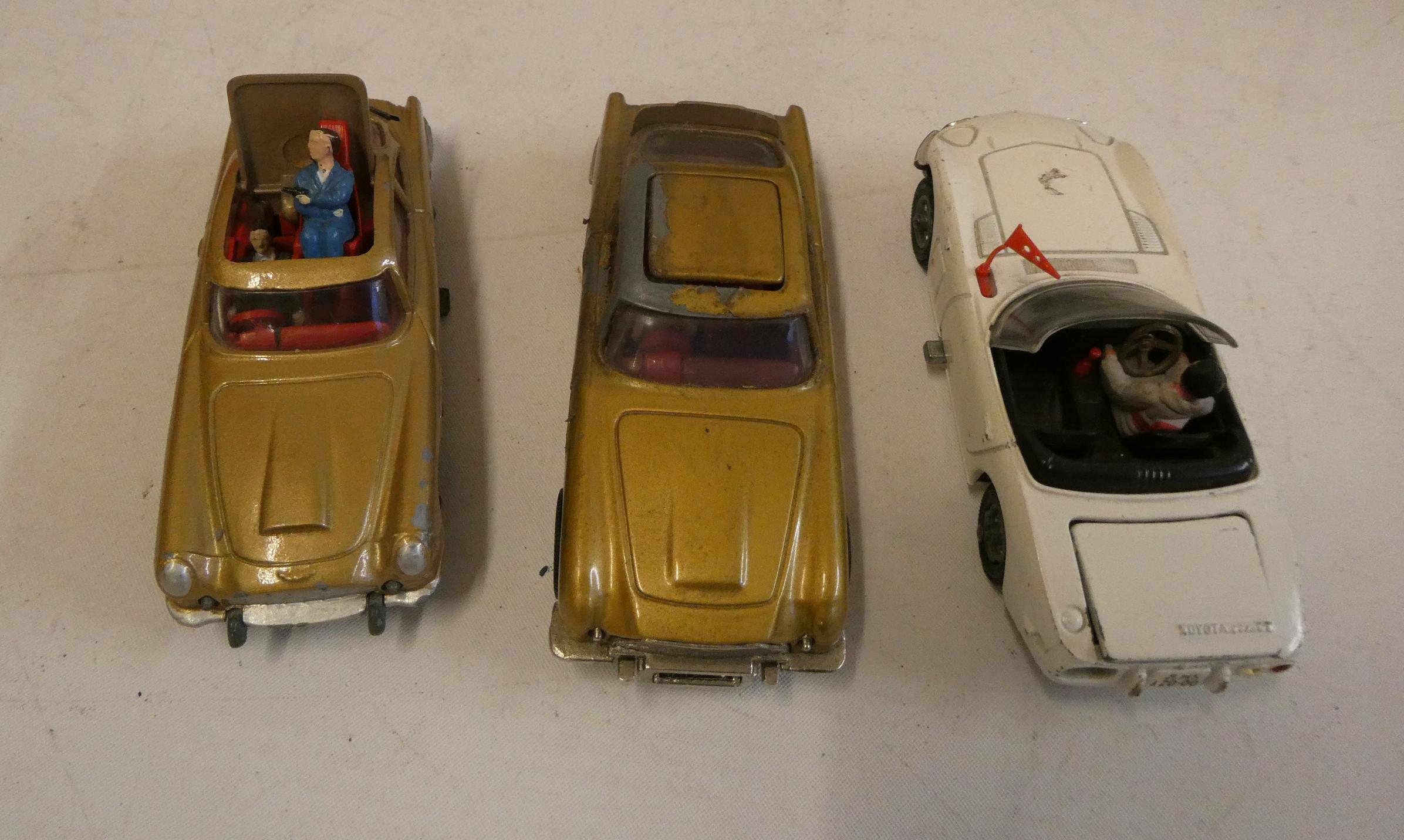 Corgi James Bond DB5 with passenger figure, 007 Toyota 200GT, passenger missing, missiles and rear Image