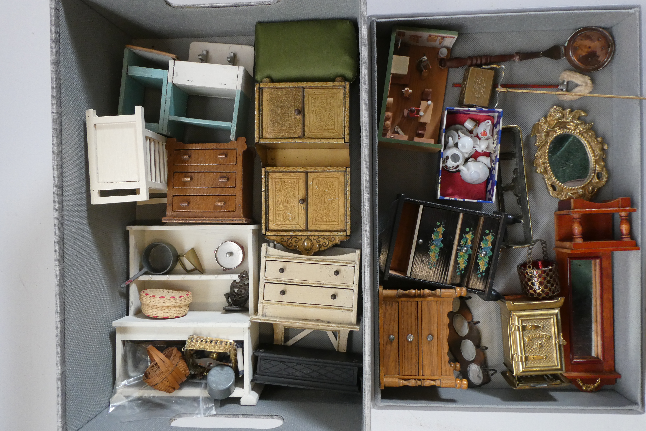 Box of good quality antique & vintage dolls house furniture and accessories, both wood and metal Image