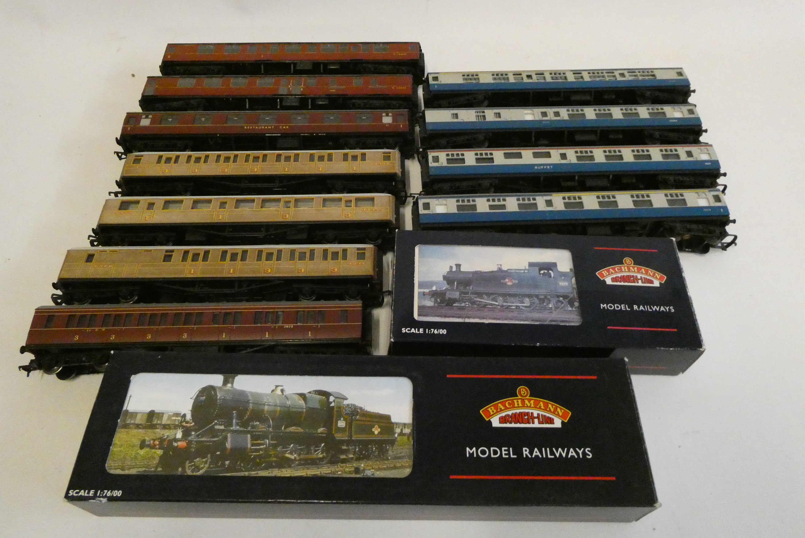 Bachmann GWR Prairie tank locomotive and GWR 43xx locomotive, items boxed, excellent, and unboxed Image