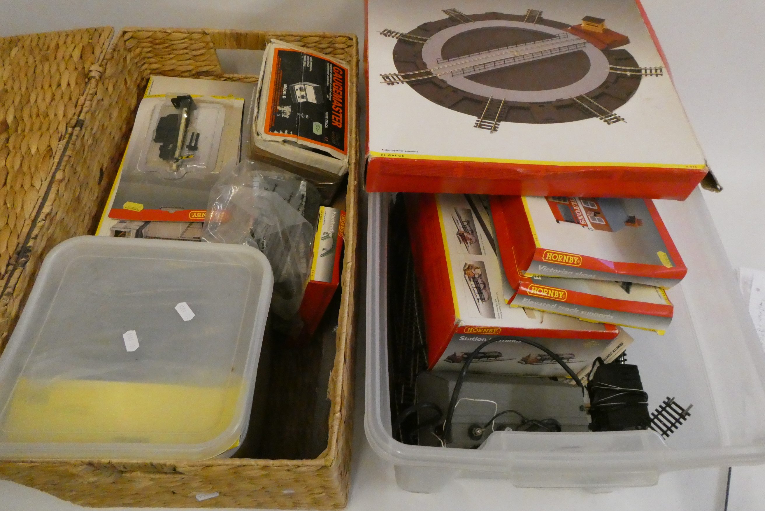 Hornby track and trackside accessories including buildings, stations, turntable and 12volt Image