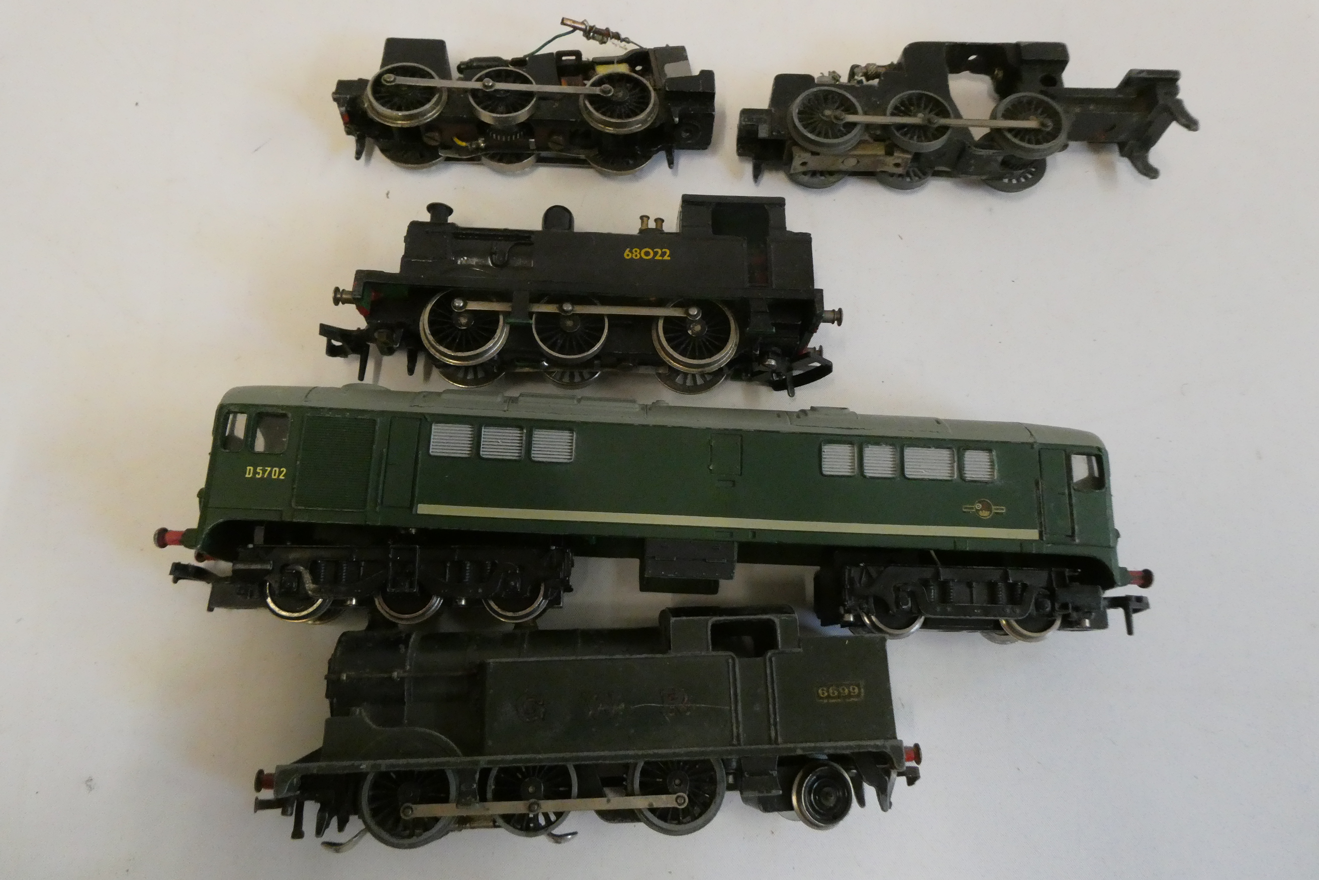Hornby Dublo 3-rail GWR 0-6-2 tank, some age wear, fair and 2-rail CO-BO locomotive, good and Image
