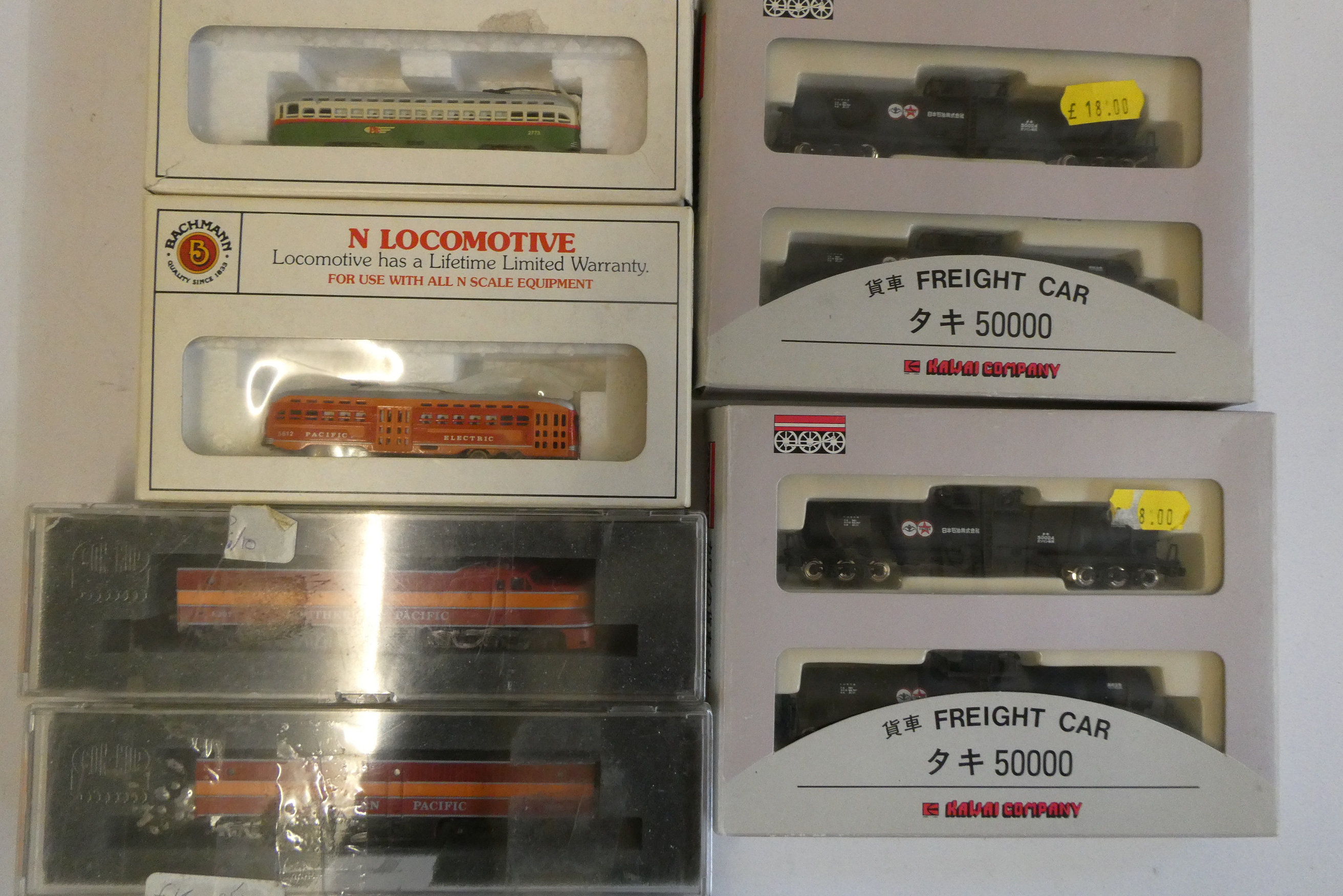 American railways N gauge comprising Southern Pacific diesel 2 car unit, small steam switcher, four Image