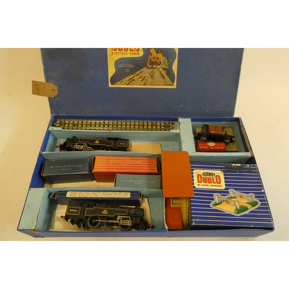 Hornby Dublo 2-6-4 tank locomotives, five goods trucks, signal box and level crossing, some items Image
