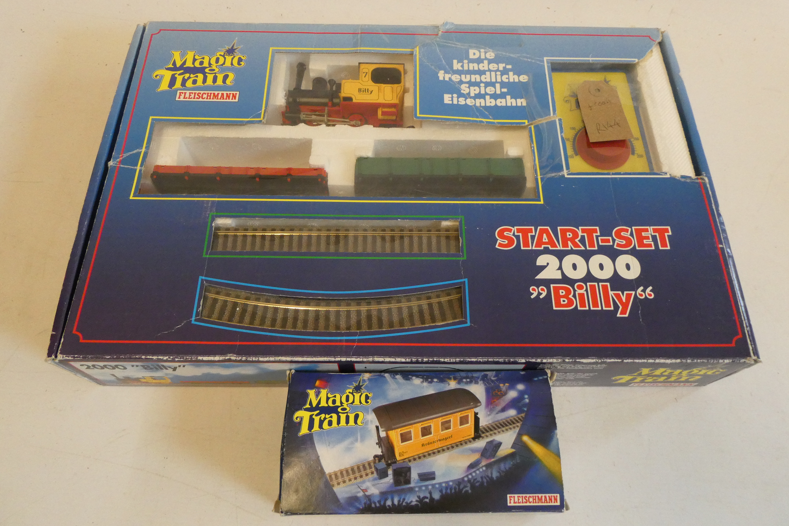 Fleischmann Magic Train with 0-4-0 locomotive Billy and two wagons, and an additional coach, all Image