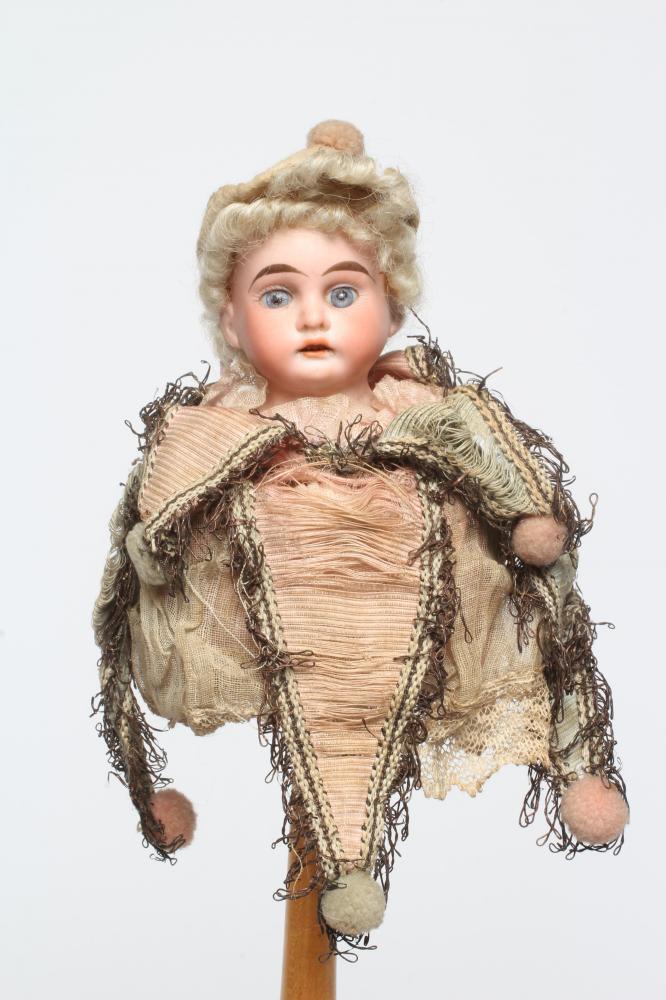 A Marotte bisque shoulder head doll, with blue glass fixed eyes, open mouth, teeth, blond wig, Image