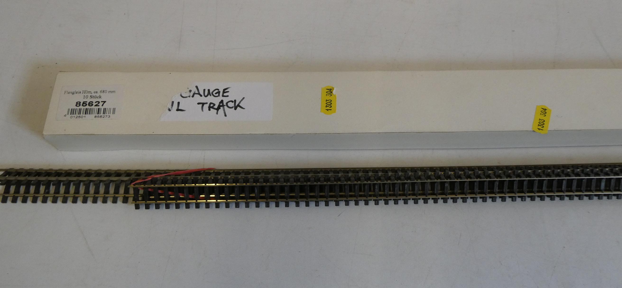 Bemo HOm flexible track 85627 ten pieces and four pieces of Peco Hom track, good Image