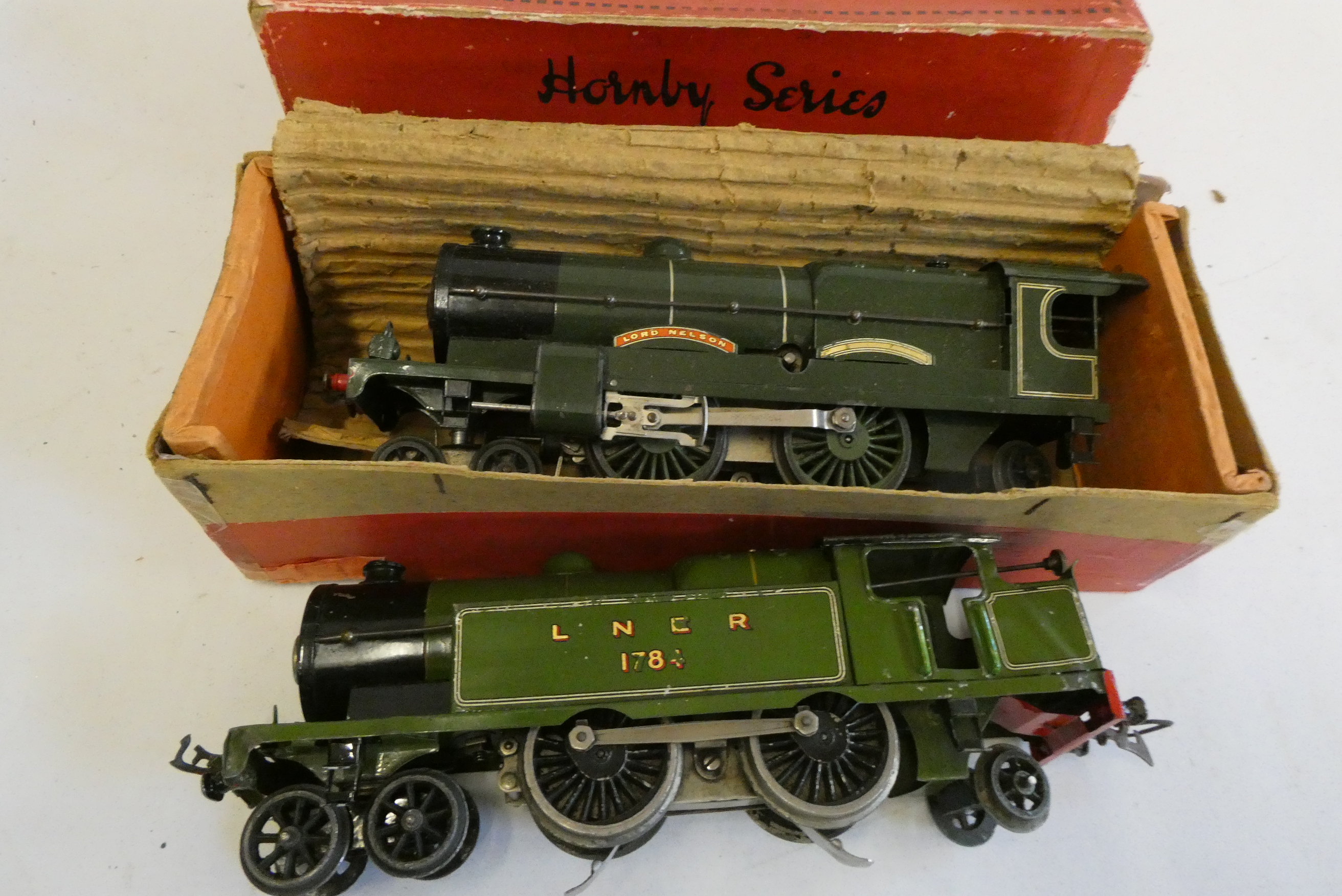 Hornby Clockwork Lord Nelson, tender missing and a 6 volt LNER 4-4-2 tank locomotive, both items Image