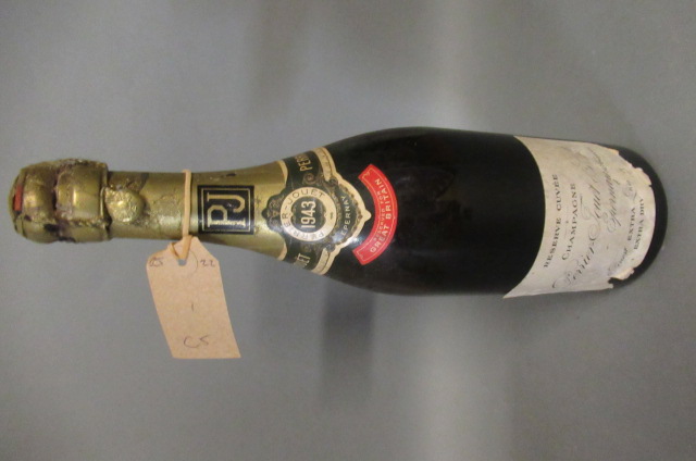 One bottle 1943 Jouet Perrier & Co. Champagne (Est. plus 21% premium inc. VAT) Image
