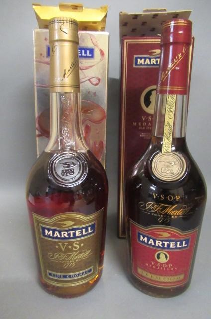 Ten bottles of mixed alcohol Image