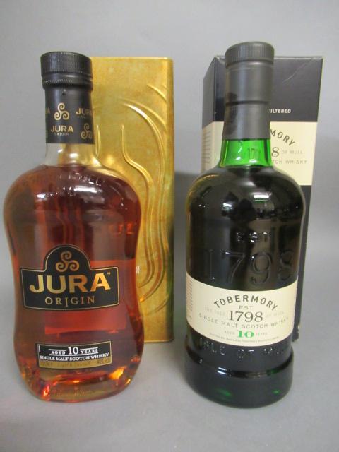 One bottle Tobermoray 10 year old single malt whisky in box Image