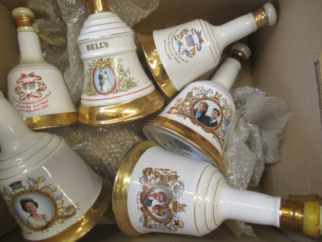Six Bells Whisky decanters of Royal theme Image