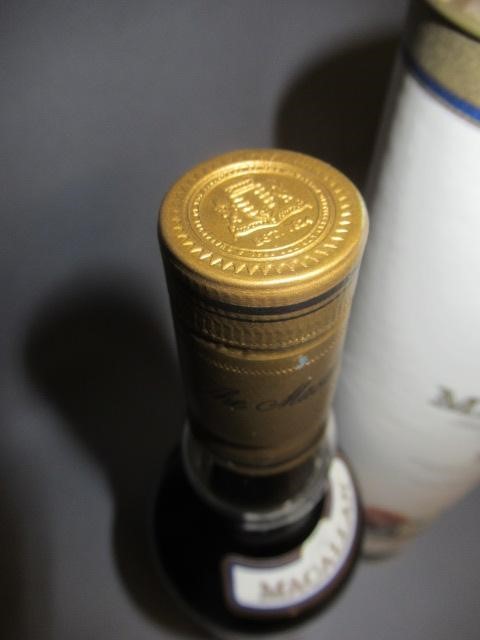 One bottle Macallan 18 year old single highland malt whisky Image