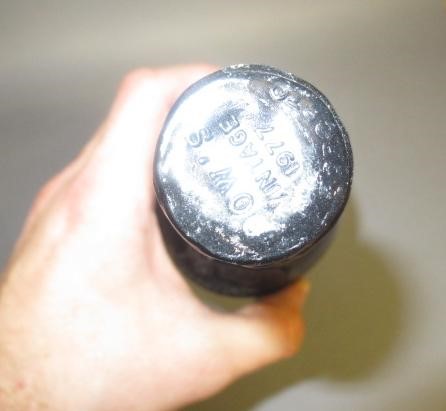 One bottle Dows 1977 vintage port (Est. plus 21% premium inc. VAT) Image