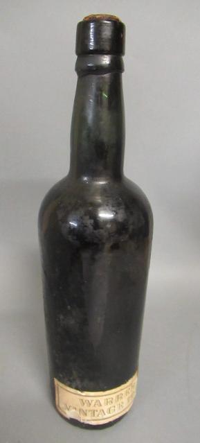 One bottle Warre's 1947 vintage port (Est. plus 21% premium inc. VAT) Image