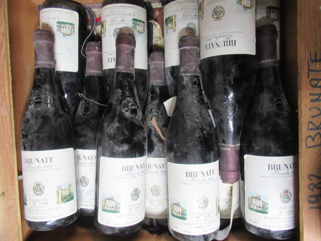 Twelve bottles Brunate Image