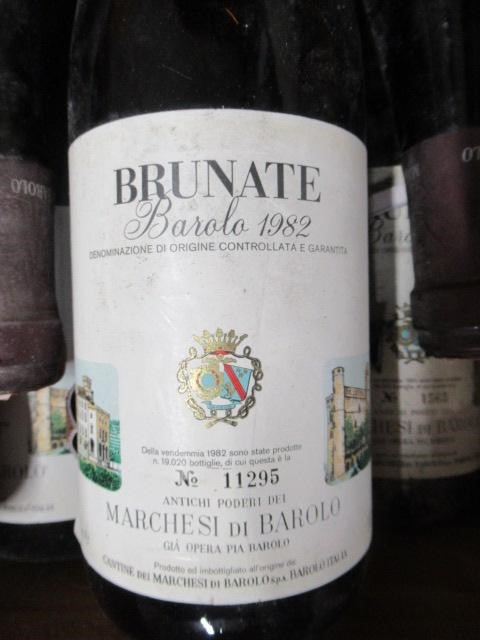Twelve bottles Brunate Image