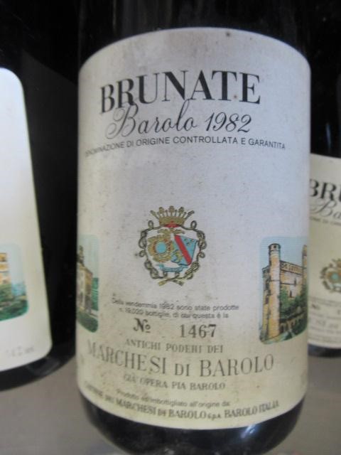 Twelve bottles Brunate Image