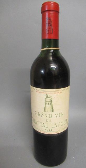 One bottle Grand vin de Chateau Latour Image
