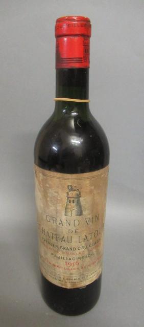 One bottle Grand vin de Chateau Latour Image