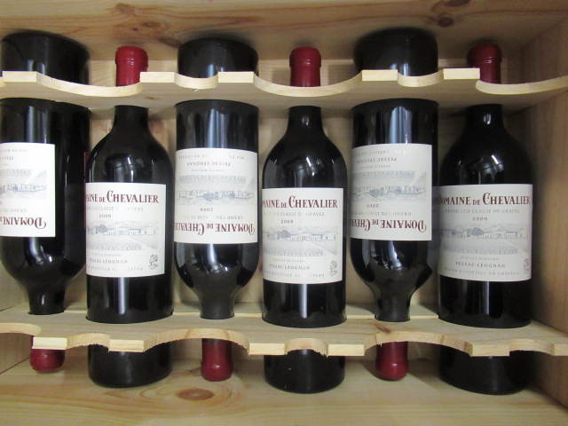Six bottles Domaine de Chevalier Image
