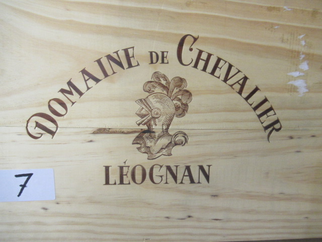 Six bottles Domaine de Chevalier Image