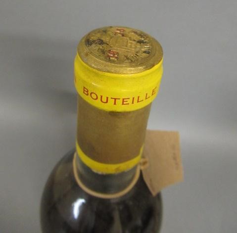 One bottle Chateau D'Yquem Image