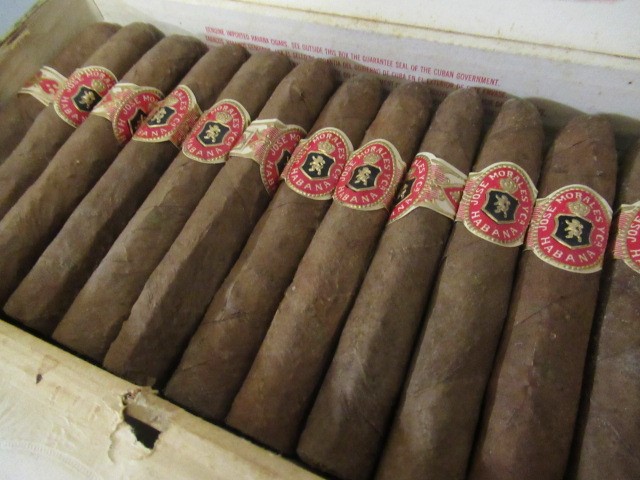 One box of 37 La Flor de Morales Eduardos cigars (Est. plus 21% premium inc. VAT) Image