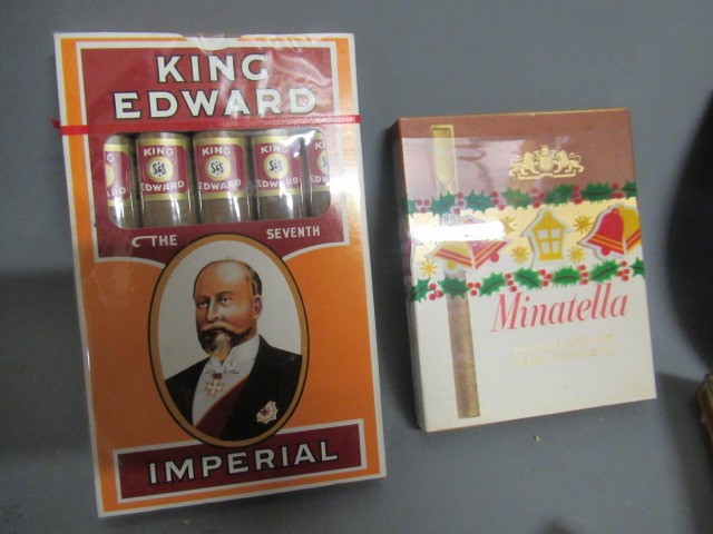 A quantity of cigars Image