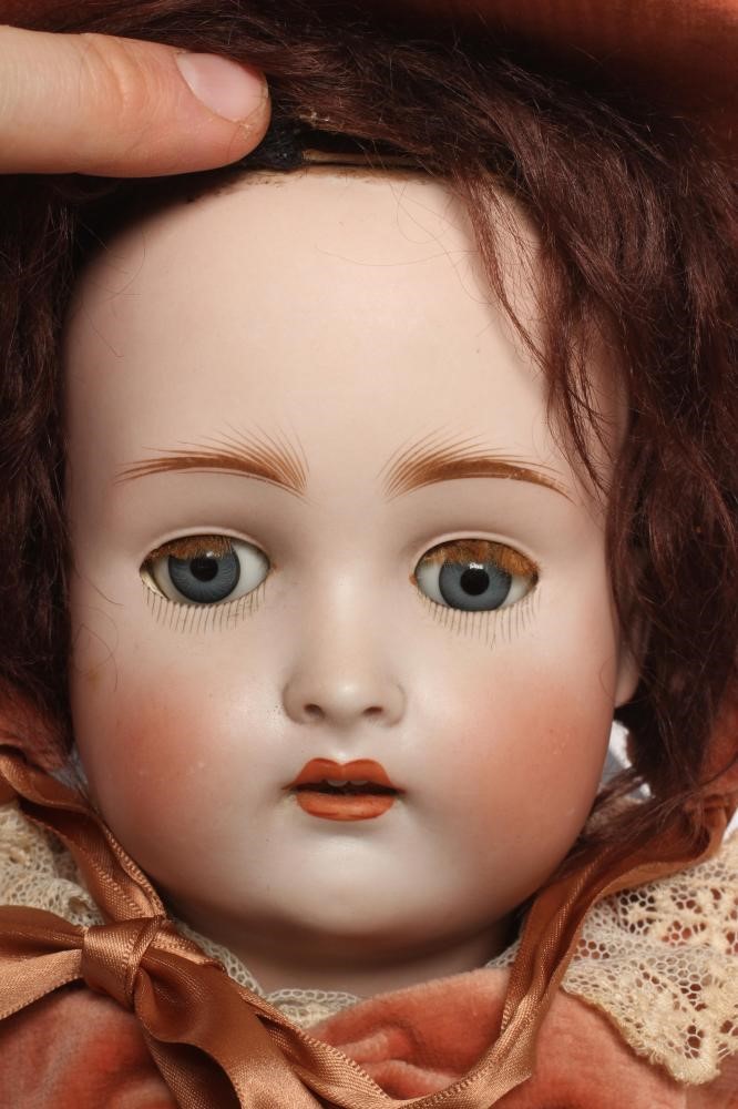 A possible Kestner bisque socket head doll Image