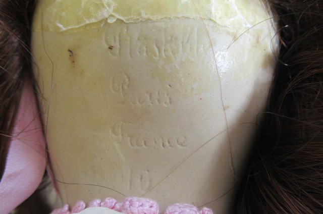 A rare J. Roger Gault Plastolite socket head doll Image