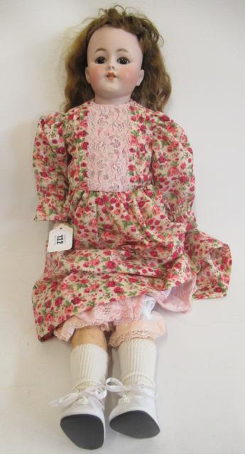 A Simon & Halbig bisque shoulder head doll Image
