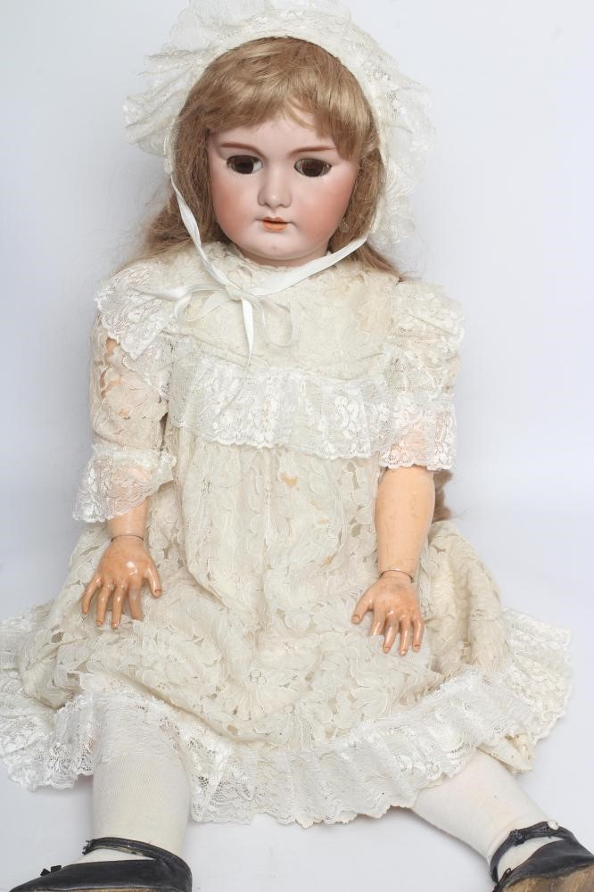 A large DEP bisque socket head doll Image