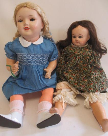 Two dolls Image