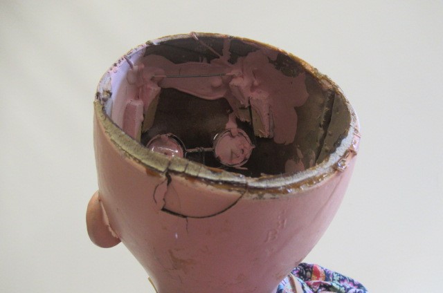 An SFBJ composition socket head doll Image