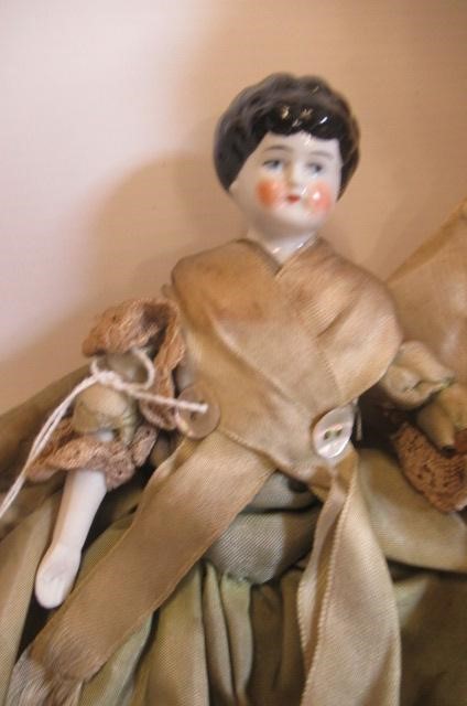 A collection of dolls Image