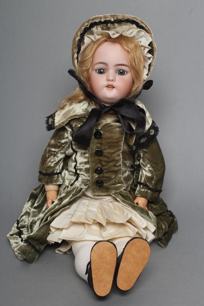 A Simon & Halbig bisque socket head doll Image