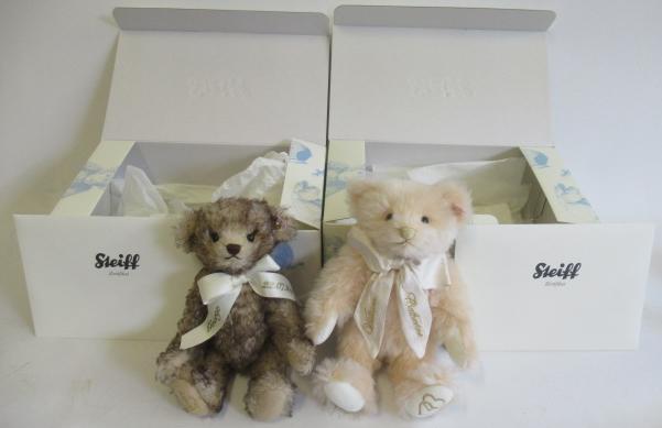 Two boxed Steiff Royal teddy bears Image