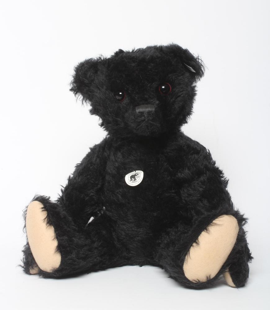 A boxed Steiff Othello replica 1912 black bear Image