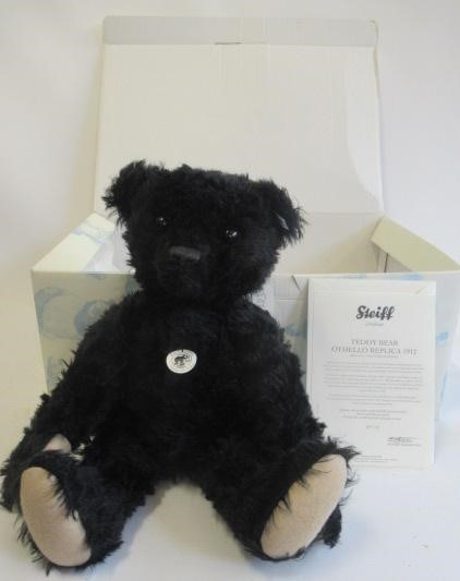 A boxed Steiff Othello replica 1912 black bear Image