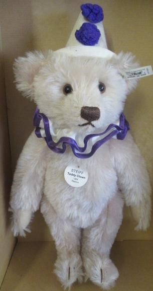 A boxed Steiff 1926 Teddy Clown bear Image