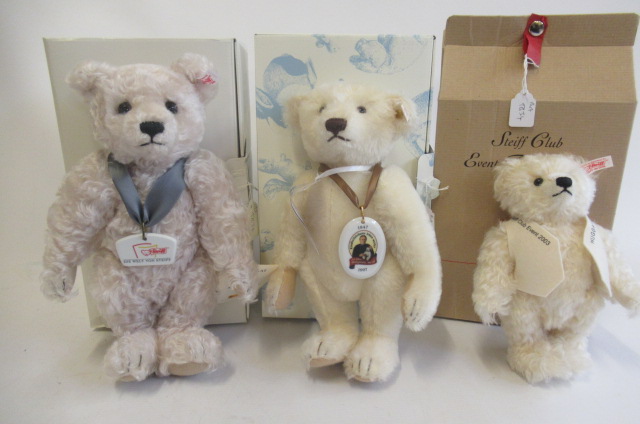 Three Steiff teddy bears Image