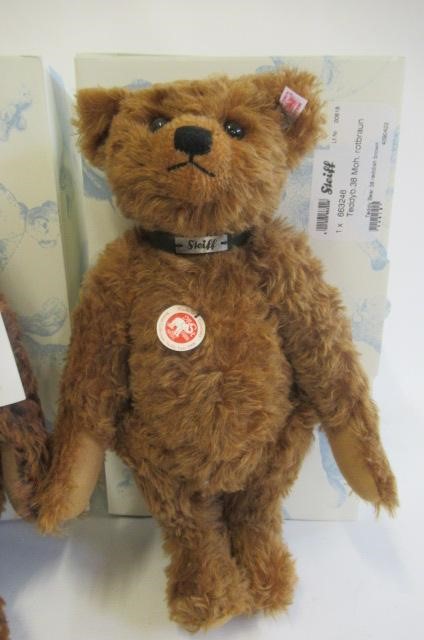 Two Steiff teddy bears Image