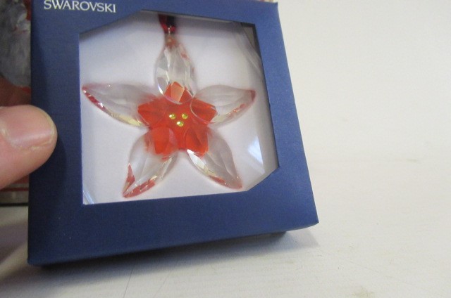 A boxed Steiff Poinsettia Image