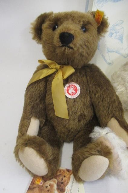 Three Steiff bears Image