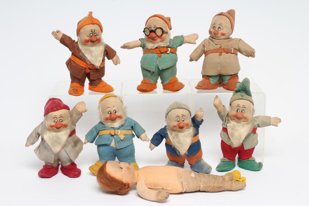 A pre-war Chad Valley Snow White & the Seven Dwarfs Image