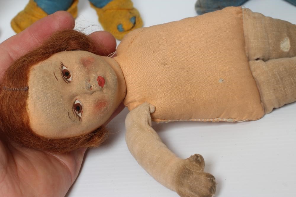 A pre-war Chad Valley Snow White & the Seven Dwarfs Image